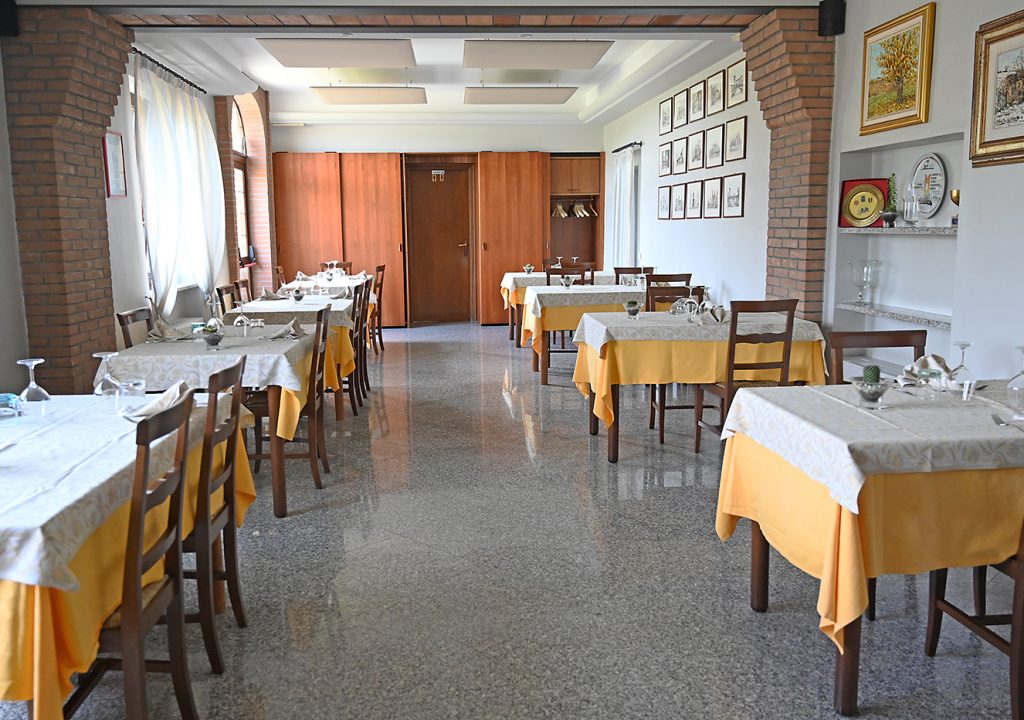 foto_sala_ristorante_torretta_1